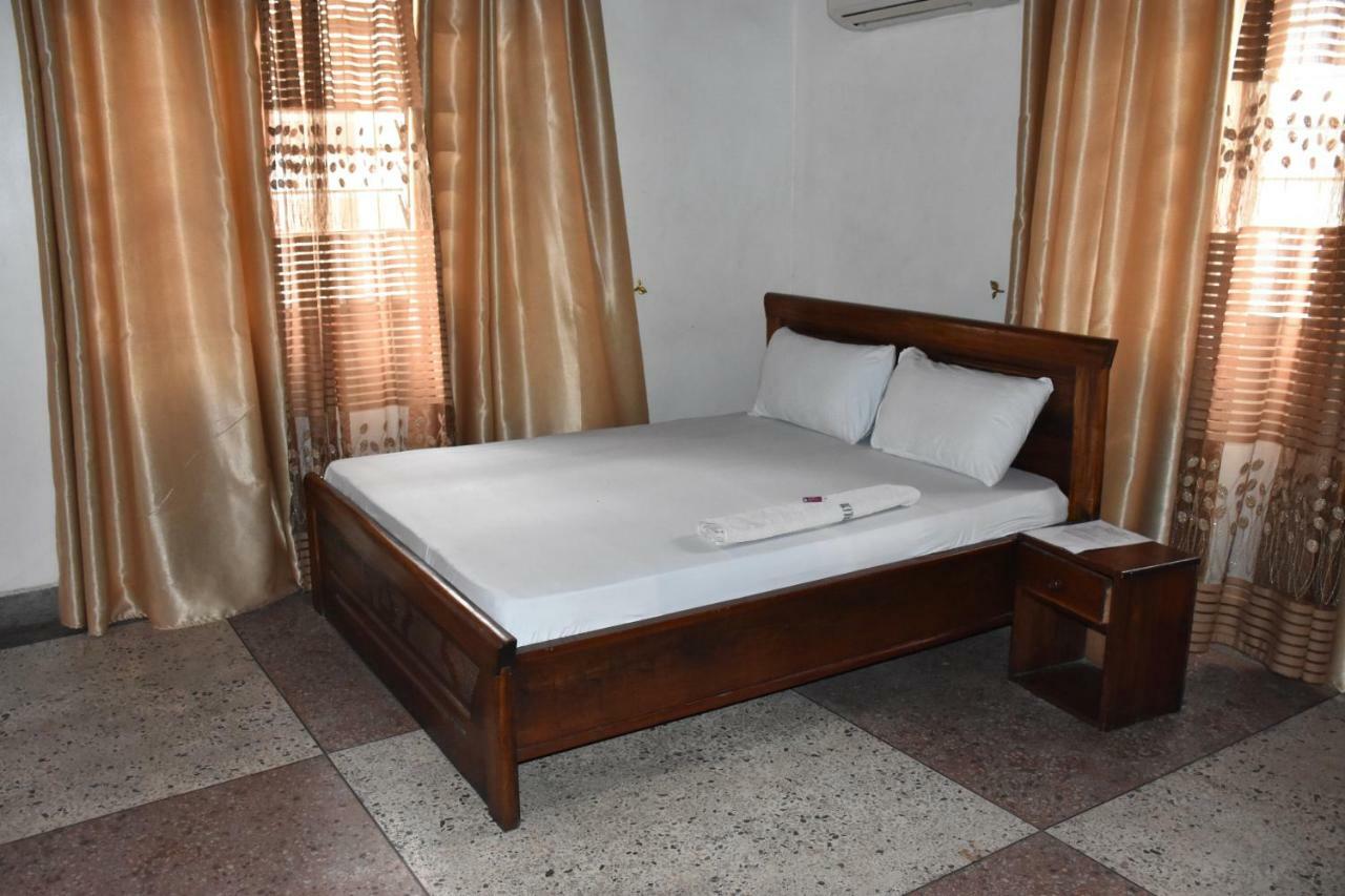 Bed and Breakfast Kituri Royal Annex Dar es Salaam Exteriér fotografie