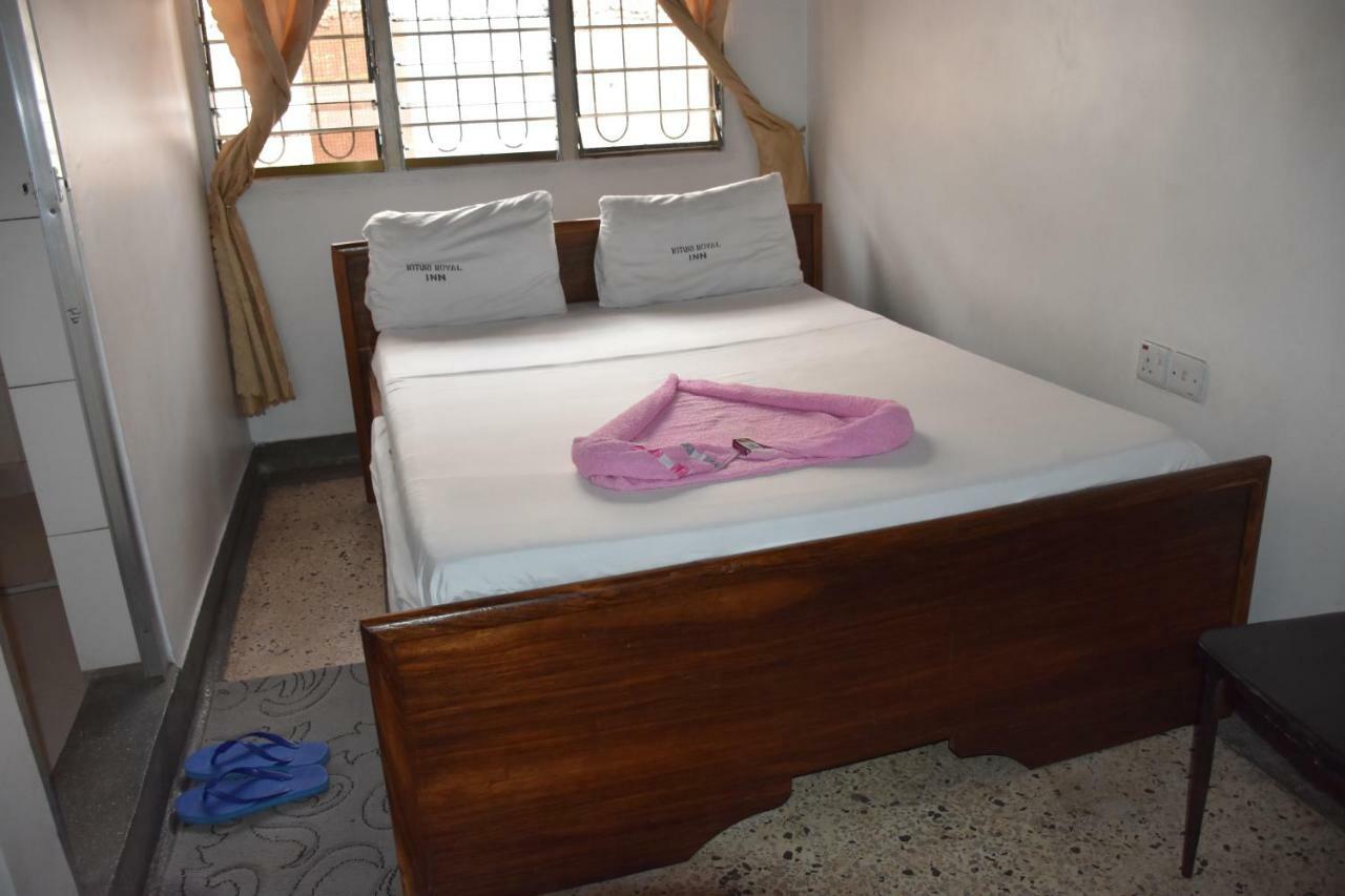 Bed and Breakfast Kituri Royal Annex Dar es Salaam Pokoj fotografie